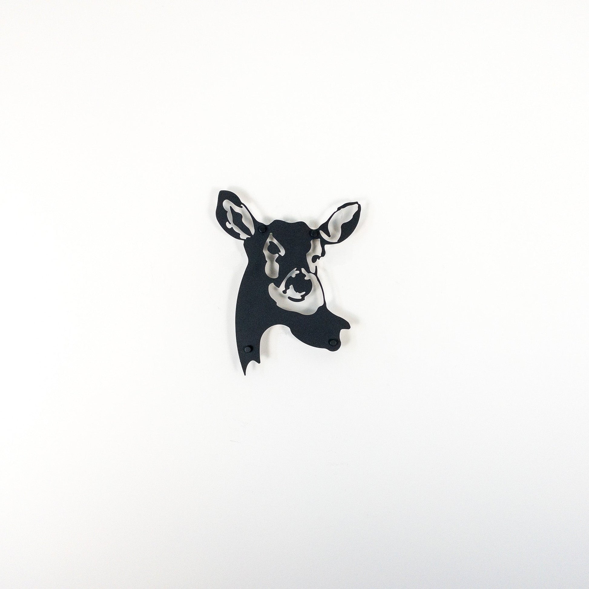 A metal wall decor White-Tailed Deer metal head